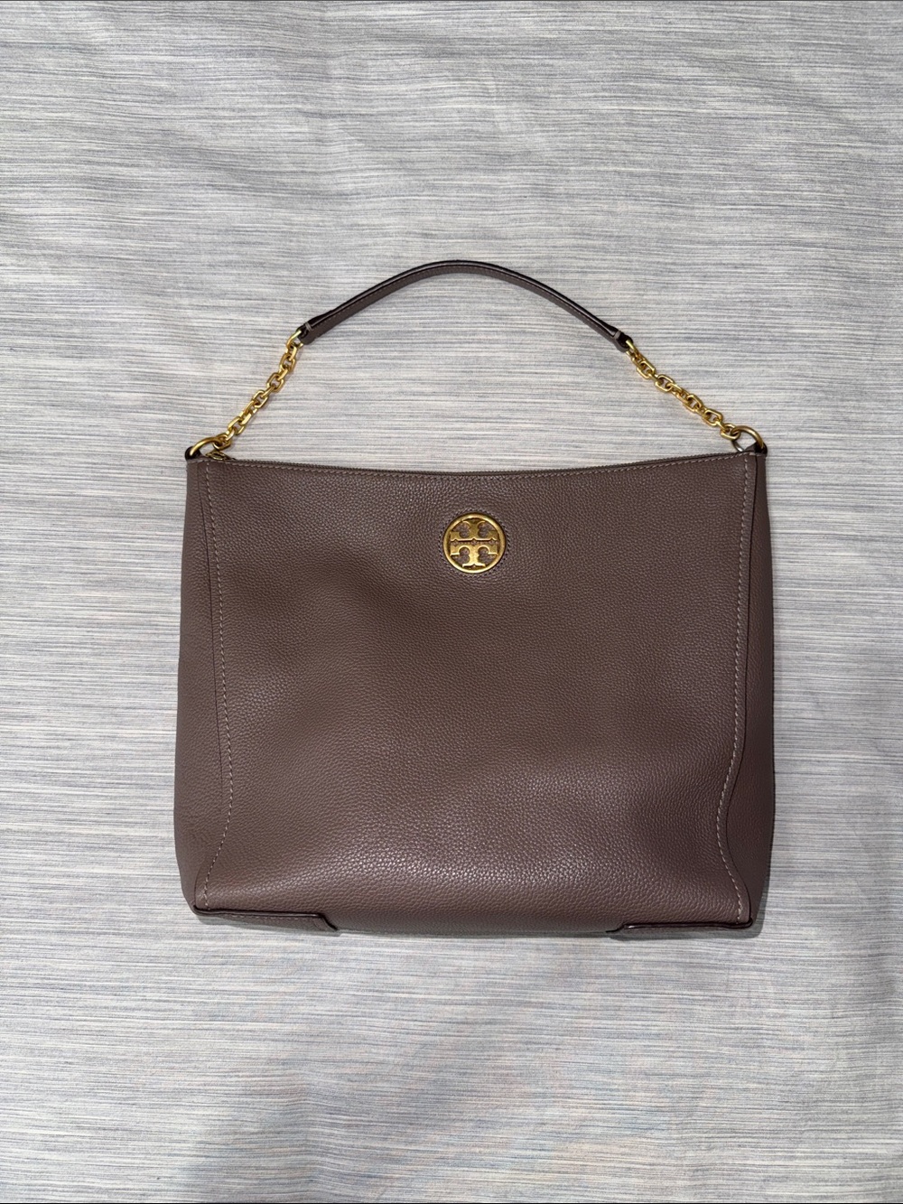 Tory Burch Taupe Carson Pebbled Leather Shoulder Slouchy Hobo Bag